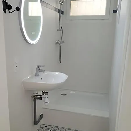 Emifredal - Charmante De 9 Personnes *